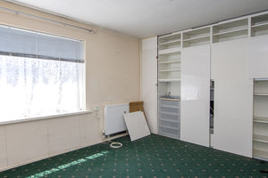 Photo 2- click for photo gallery